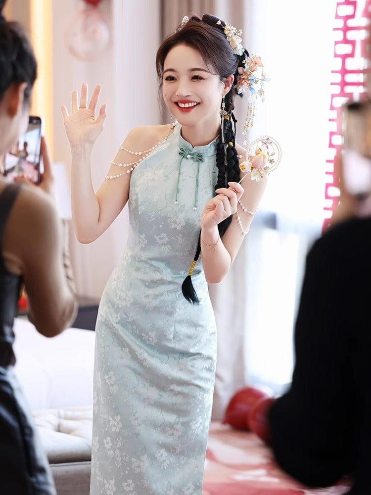 Beth and Brian Qipao-JMX New Chinese style (新中式), light blue midi Cheongsam