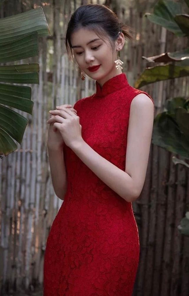 Beth and Brian Qipao-LA Backless, Floral pattern, Chinese tradional lace wedding Cheongsam