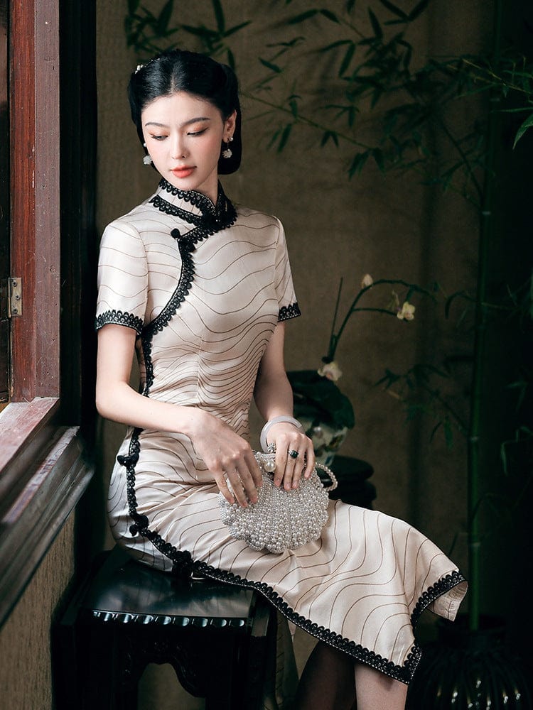 Beth and Brian Qipao-JD 19 mome mulberry silk, high-end, stripe pattern, white midi Cheongsam