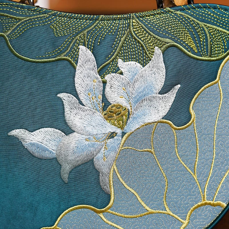 Beth and Brian Qipao-CY Hand-made, Embroidered Wooden Handle Chinese Style Tote Bag, Chinese style Qipao bag