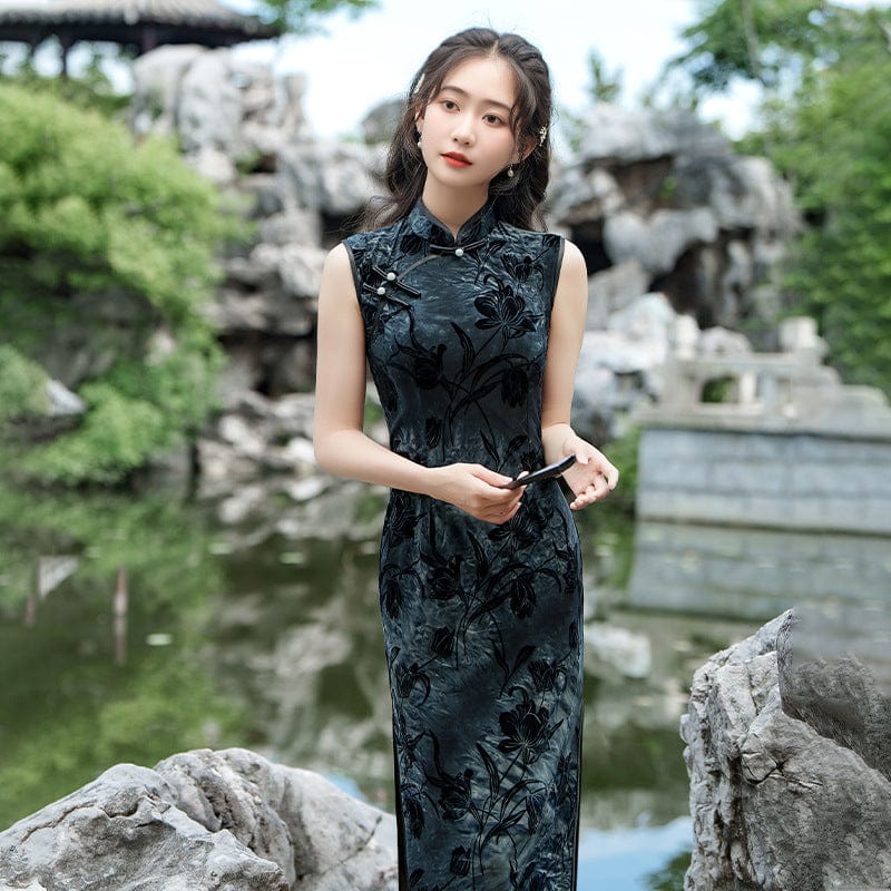 Beth and Brian Qipao-TP New Chinese style (新中式), floral pattern, black midi Cheongsam