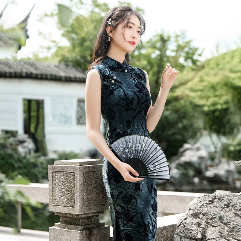 Beth and Brian Qipao-TP New Chinese style (新中式), floral pattern, black midi Cheongsam