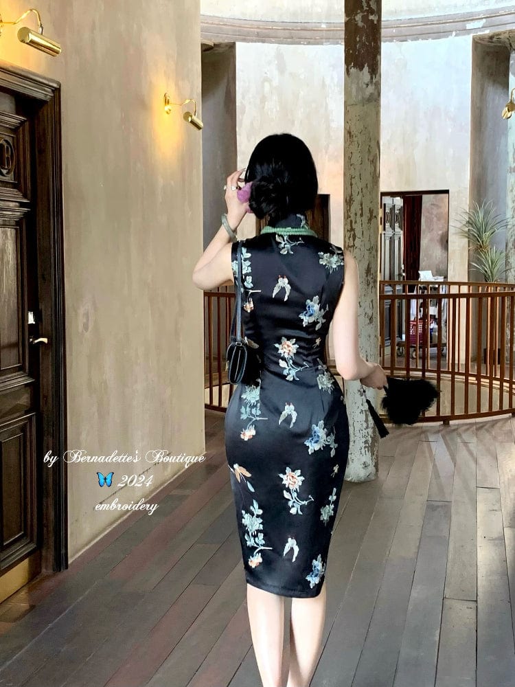 Beth and Brian Qipao-QZ Sleeveless, New Chinese style(新中式), black midi Cheongsam