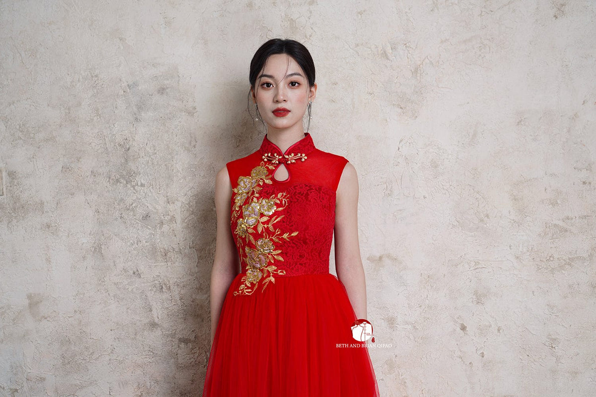 Shop Coloruinf In Floral A-Line Cheongsam | Sleeveless qipao | Beth&Brian Qipao