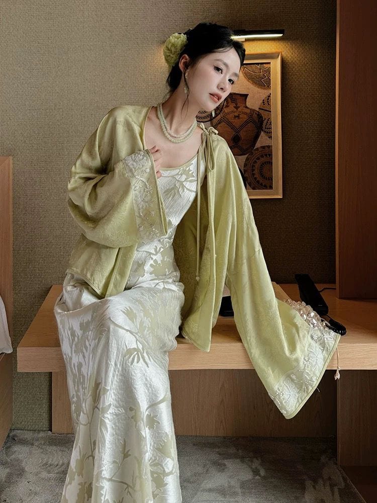 Beth and Brian Qipao-BDP Green Drop Shoulder Cheongsam Coat / Jacket