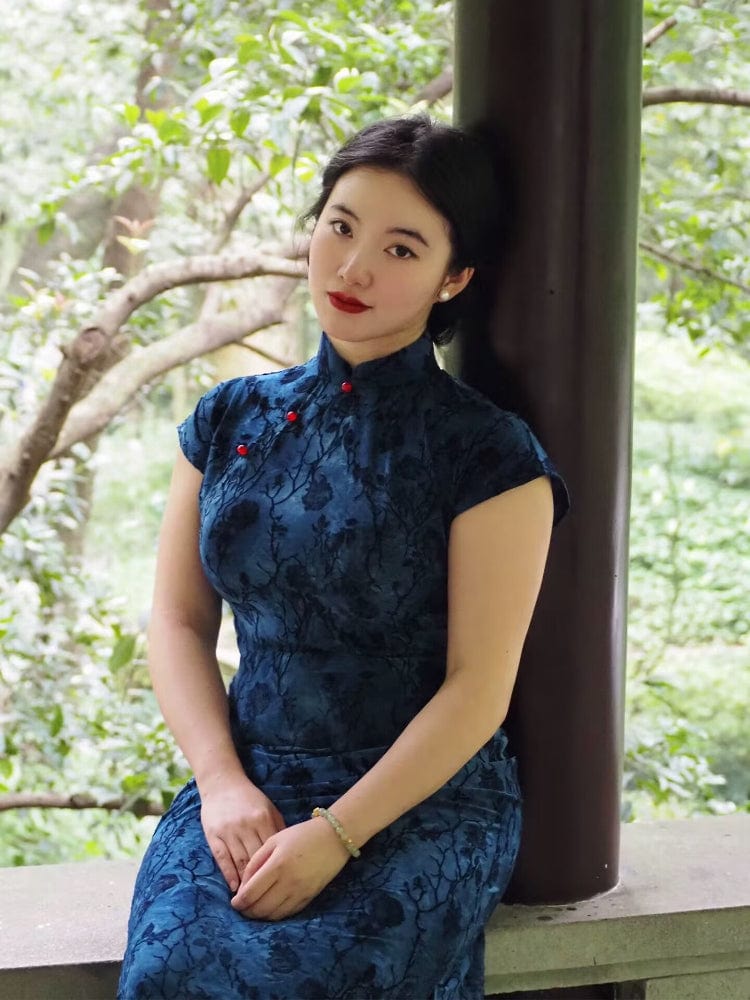 Beth and Brian Qipao-JNX Floral pattern, blue long plus size Cheongsam