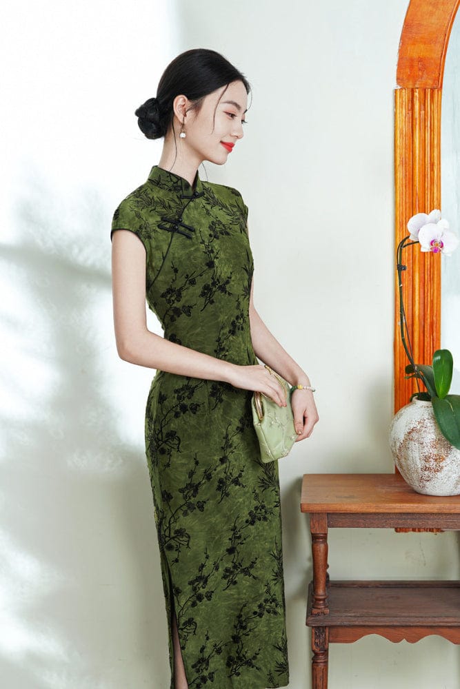 Beth and Brian Qipao-XL Flocking fabric, floral midi Cheongsam