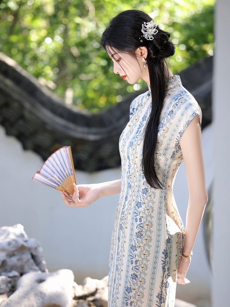 Beth and Brian Qipao-YG Floral pattern, light blue midi Cheongsam