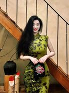 Beth and Brian Qipao-XL New Chinese style (新中式), green midi Cheongsam