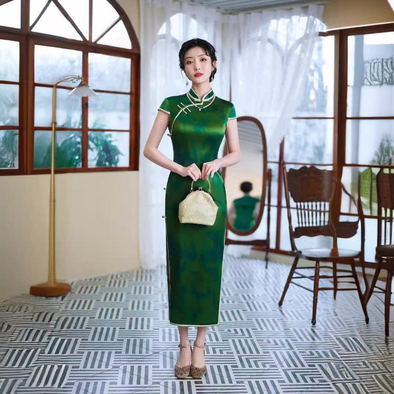 Beth and Brian Qipao-QXY Old Shanghai style, 19 mome mulberry silk,  high-end green long Cheongsam