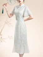 Beth and Brian Qipao-KB Floral pattern, green lace mid-length Qipao