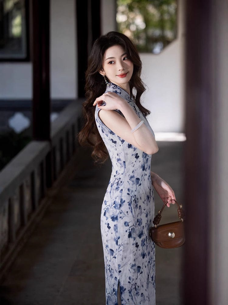 Beth and Brian Qipao-XWC New Chinese style(新中式), sleeveless long Cheongsam