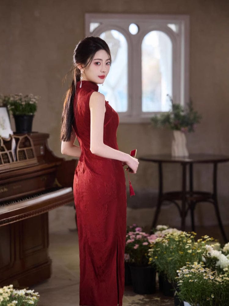 Beth and Brian Qipao-JLM Sleeveless, New Chinese style (新中式), red midi Cheongsam