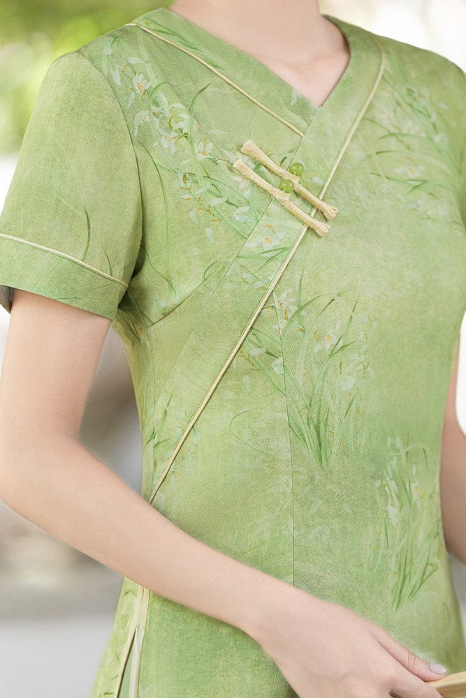 Beth and Brian Qipao-QMR V-Neck, cotton fabric, green midi Ao dai