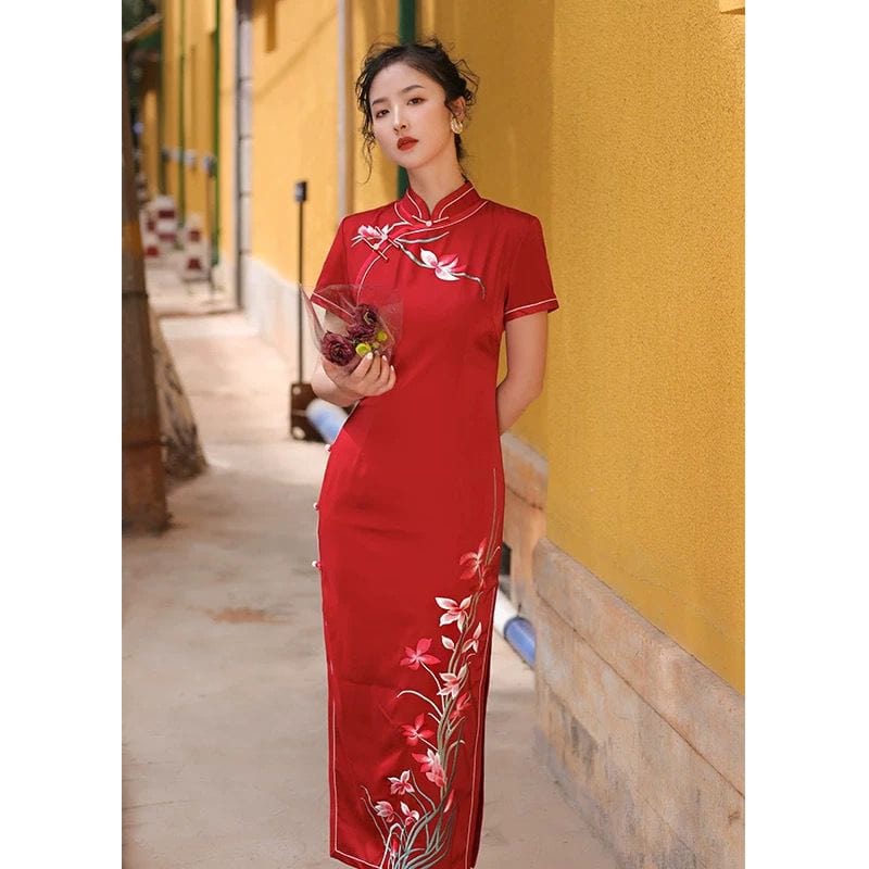 Beth and Brian Qipao-HCY Floral embroidery, acetate satin fabric, high-end long Cheongsam