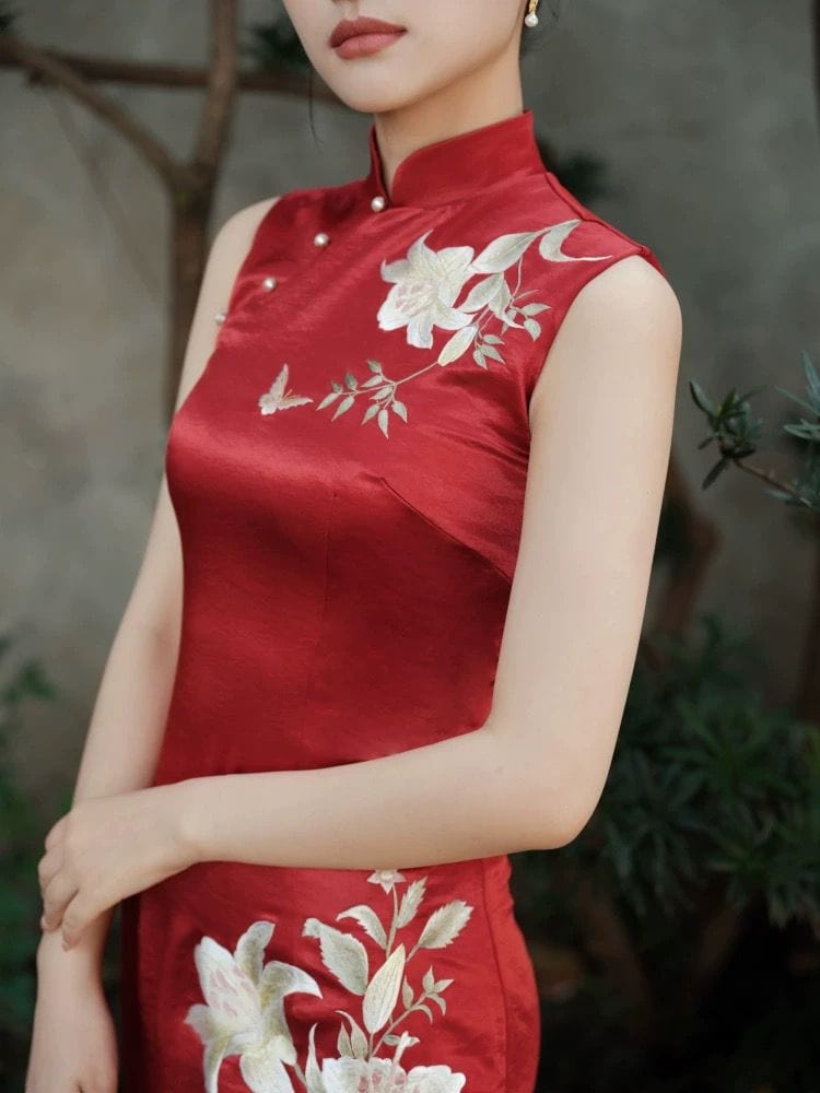 Beth and Brian Qipao-SY Floral embroidery, acetate satin fabric, high-end long Cheongsam