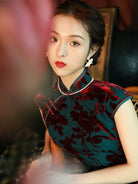 Beth and Brian Qipao-ZQYS Floral pattern, velvet fabric, blue midi Cheongsam