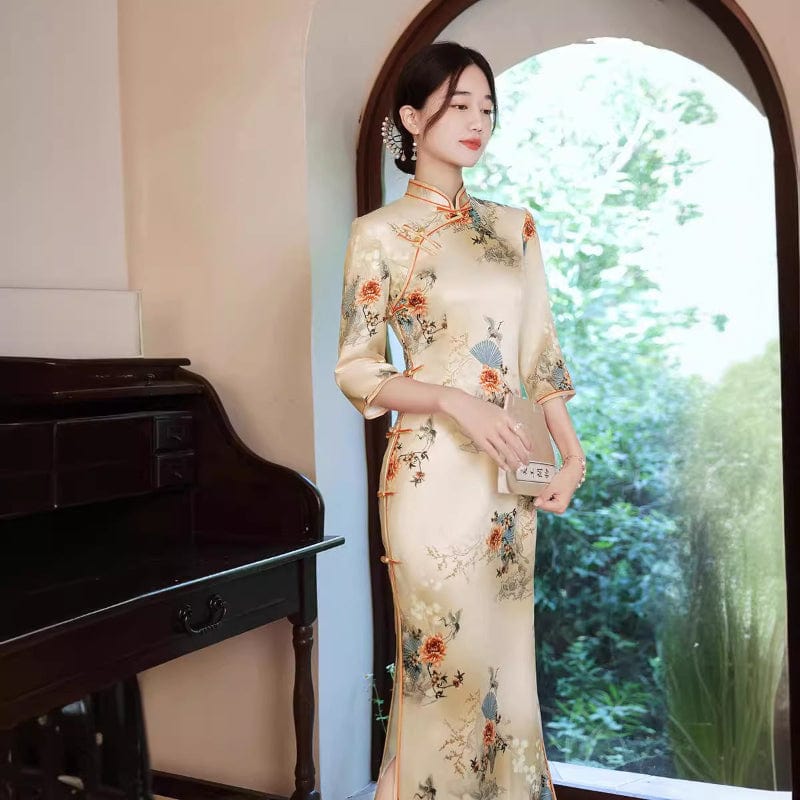 Beth and Brian Qipao-WQ Floral pattern, light yellow long Cheongsam
