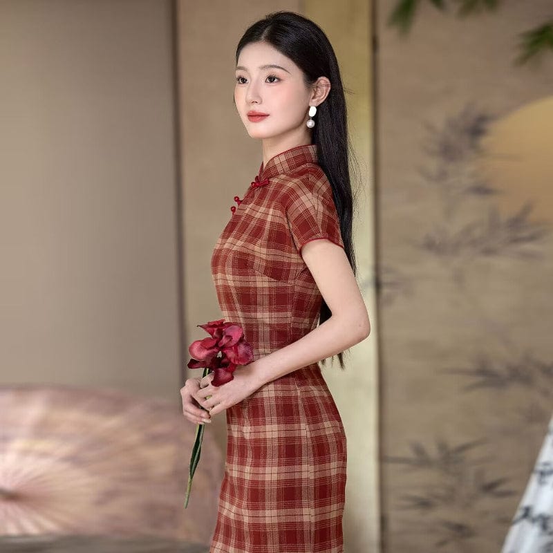 Beth and Brian Qipao-XYG Old Shanghai style, plaid pattern, red long Cheongsam