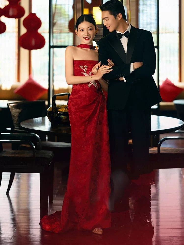 Beth and Brian Qipao-QX Tube top, New Chinese style (新中式), floral floor length Cheongsam