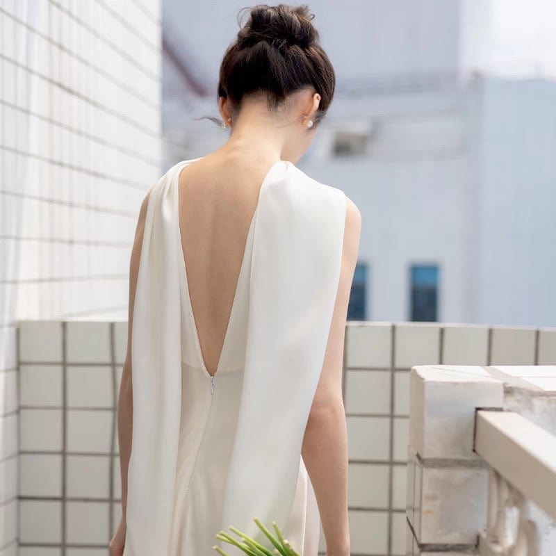 Beth and Brian Qipao-RUI Sleeveless, halter wedding white long Cheongsam