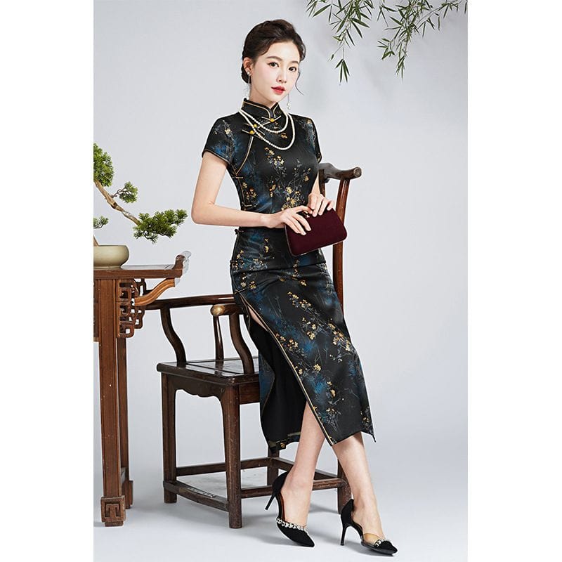 Beth and Brian Qipao-QHJS 19 mome mulberry silk, floral pattern, high-end black long Cheongsam