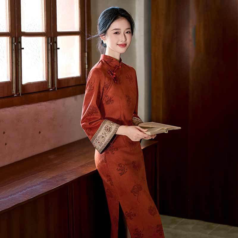 Beth and Brian Qipao-SMQ Winter collection, floral pattern, suede fabric, orange-red midi Cheongsam