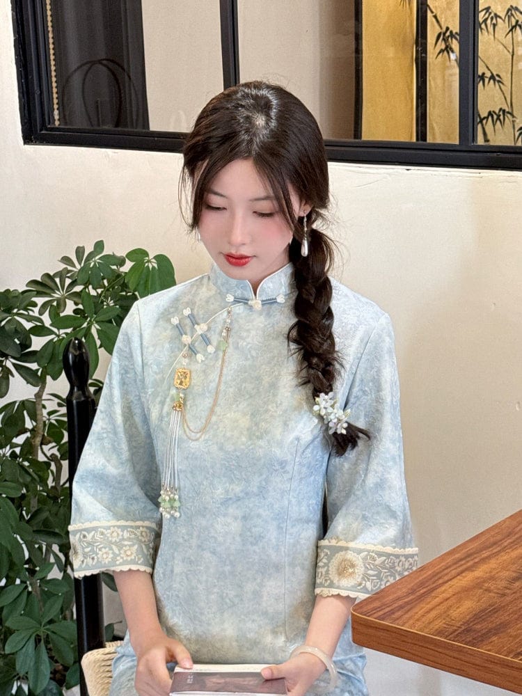 Beth and Brian Qipao-LSB Floral pattern, jacquard satin midi Cheongsam