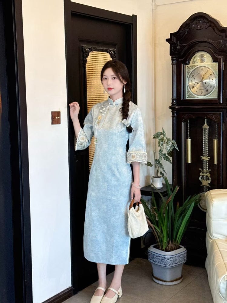 Beth and Brian Qipao-LSB Floral pattern, jacquard satin midi Cheongsam