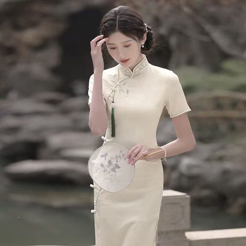 Beth and Brian Qipao-LSB Hualuo jacquard, beige midi Cheongsam