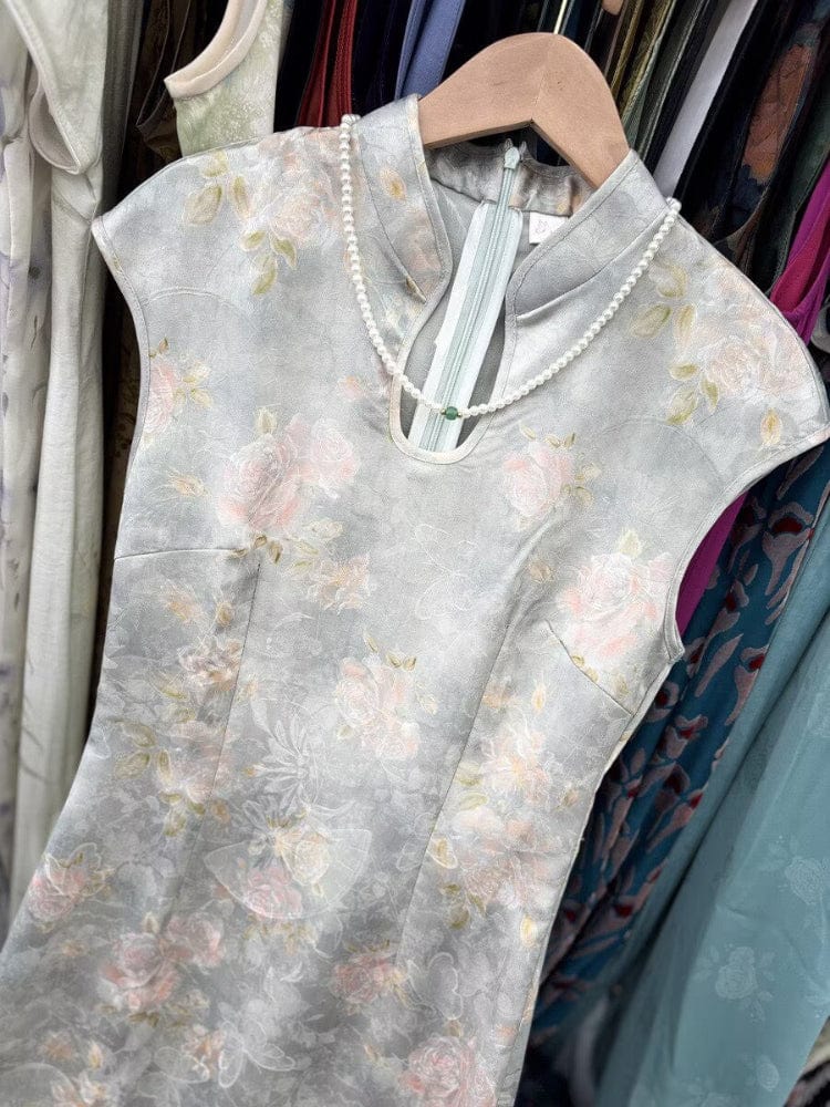 Beth and Brian Qipao-MYJ New Chinese style (新中式), floral pattern, water drop collar midi Cheongsam