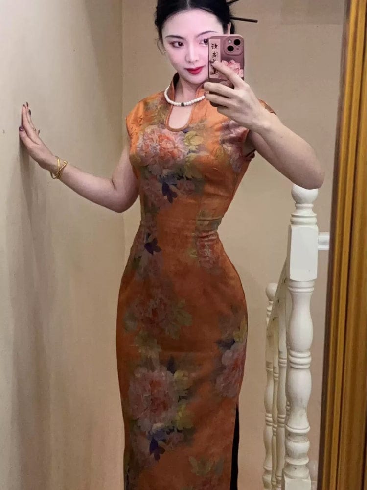 Beth and Brian Qipao-MYJ New Chinese style (新中式), floral pattern, water drop collar midi Cheongsam