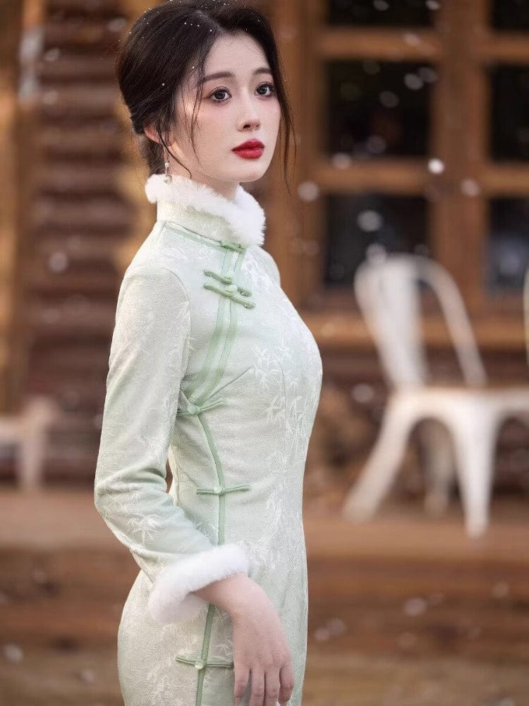 Beth and Brian Qipao-JQZ Winter collection, leaf pattern long Qipao with Fur-Trimmed (removable) Sleeves