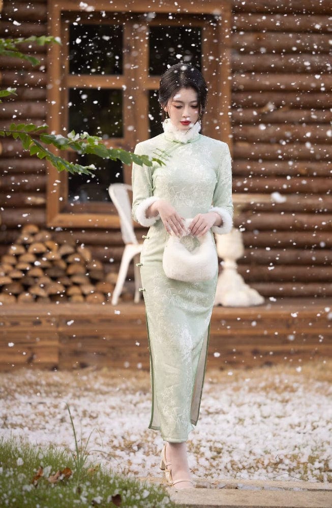 Beth and Brian Qipao-JQZ Winter collection, leaf pattern long Qipao with Fur-Trimmed (removable) Sleeves