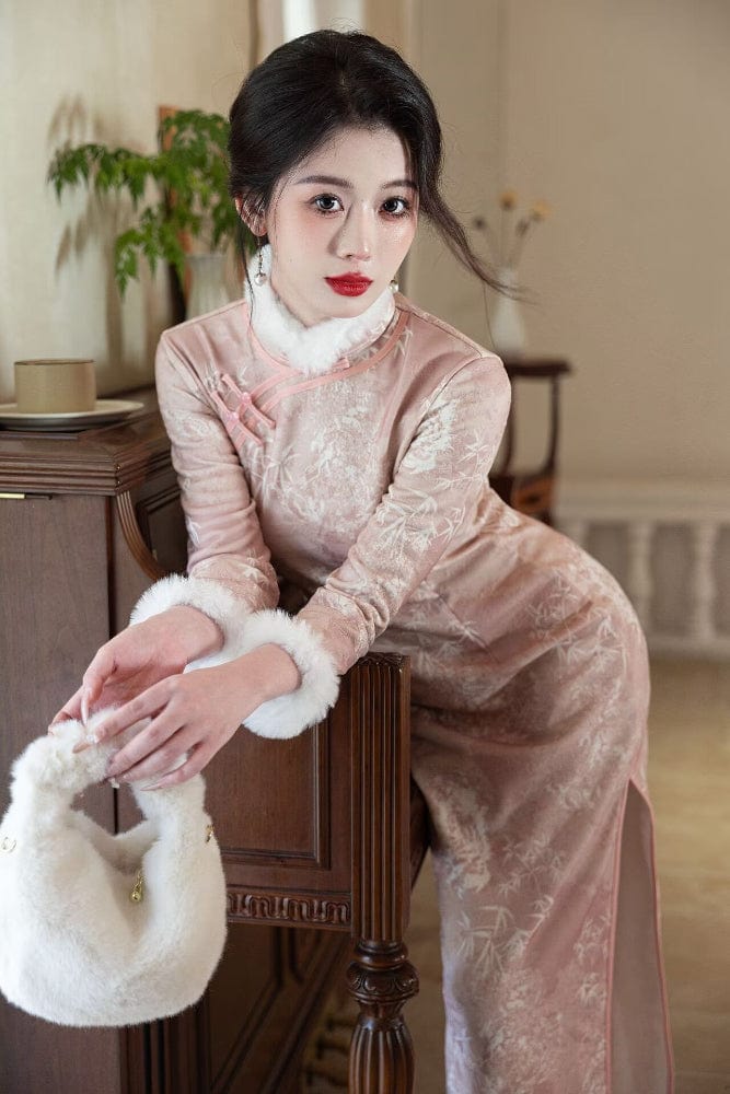 Beth and Brian Qipao-JQZ Winter collection, leaf pattern long Qipao with Fur-Trimmed (removable) Sleeves