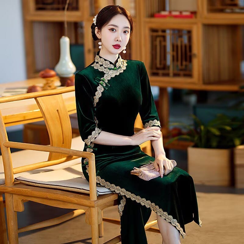 Beth and Brian Qipao-SMQ Fall and winter collection, Velvet fabric, plain pattern long Cheongsam