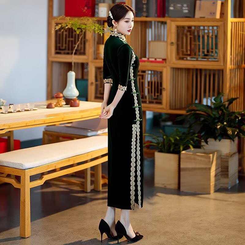 Beth and Brian Qipao-SMQ Fall and winter collection, Velvet fabric, plain pattern long Cheongsam