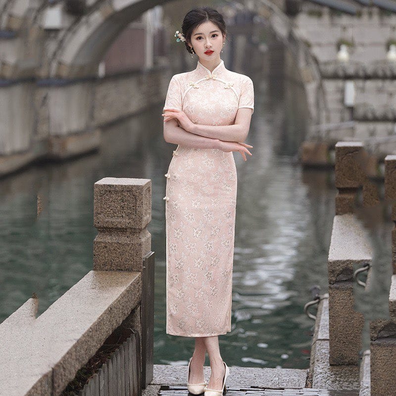 Beth and Brian Qipao-SMQ Floral pattern, lace mid-length Cheongsam