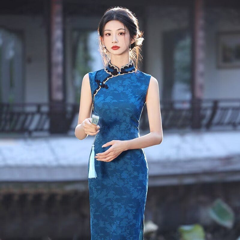 Beth and Brian Qipao-SMQ New Chinese style (新中式), floral pattern, blue long Cheongsam