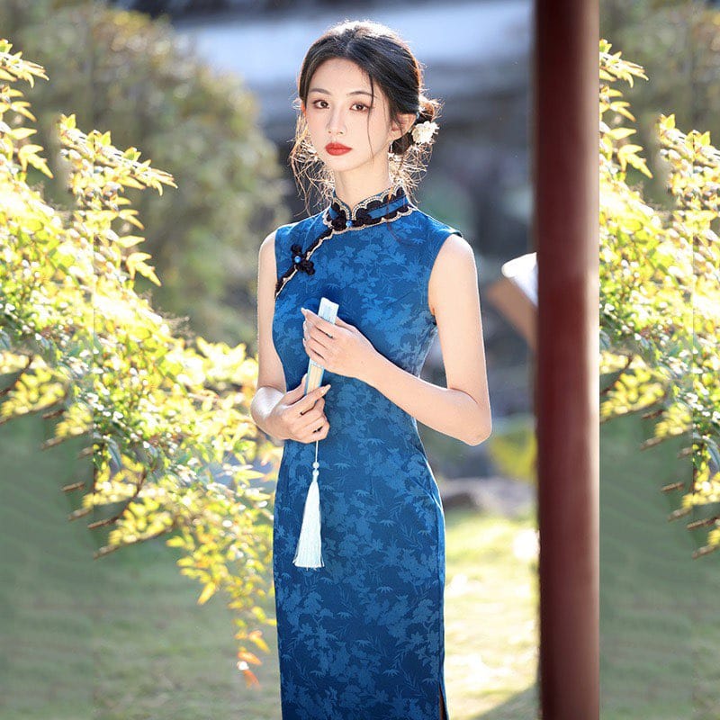 Beth and Brian Qipao-SMQ New Chinese style (新中式), floral pattern, blue long Cheongsam