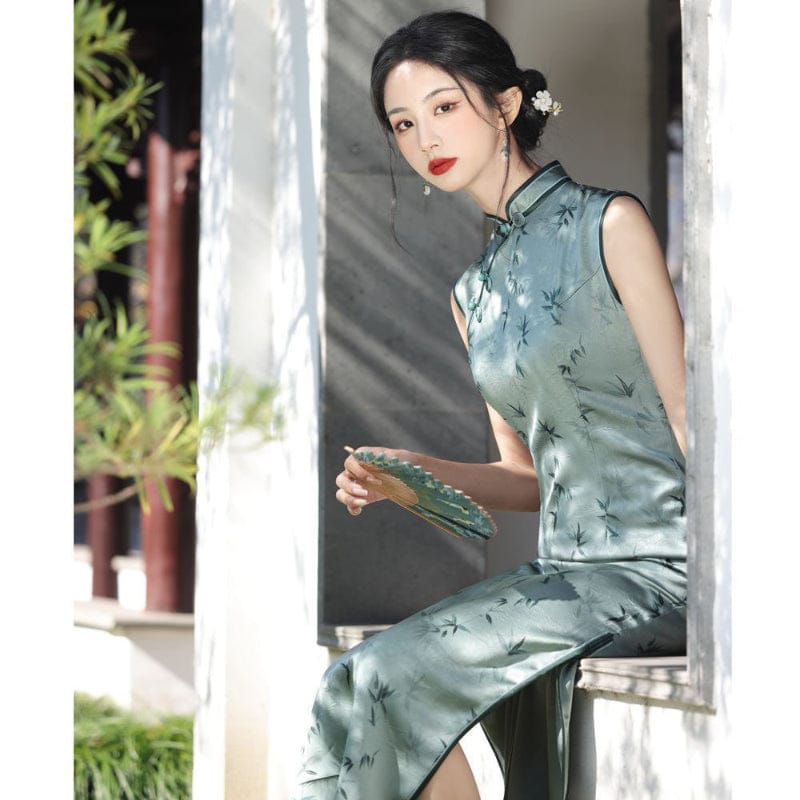Beth and Brian Qipao-YM New Chinese style (新中式), bamboo leaf pattern, green long Cheongsam