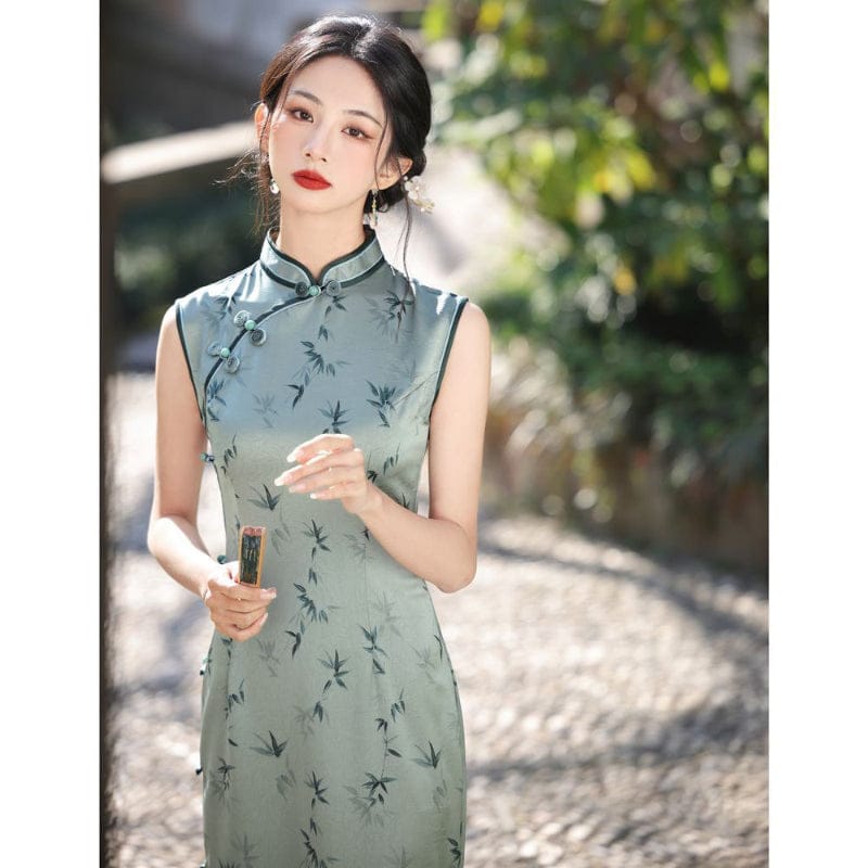 Beth and Brian Qipao-YM New Chinese style (新中式), bamboo leaf pattern, green long Cheongsam
