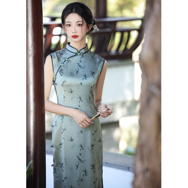 Beth and Brian Qipao-YM New Chinese style (新中式), bamboo leaf pattern, green long Cheongsam