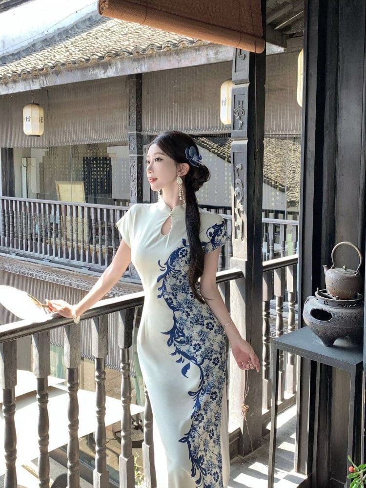 Beth and Brian Qipao-SS Blue and white porcelain pattens, water-drop collar, ramie long Cheongsam
