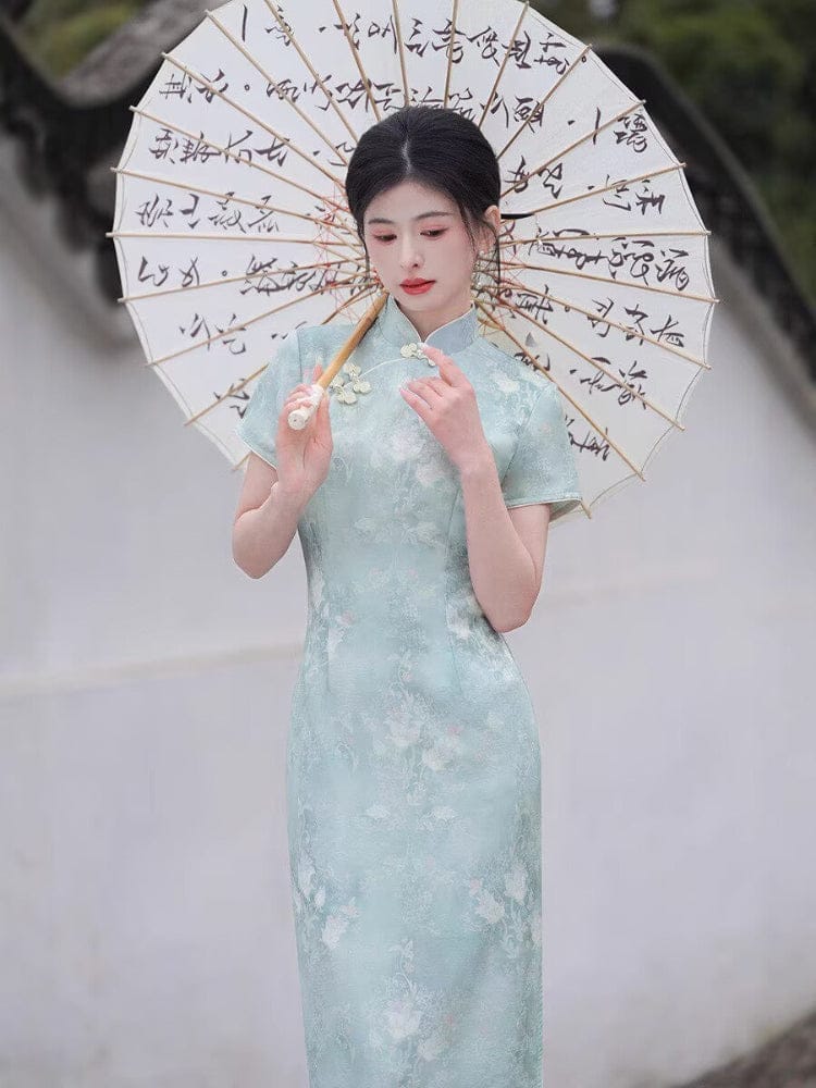 Beth and Brian Qipao-XL Floral pattern, jacquard fabric, blue midi Cheongsam with short sleeves