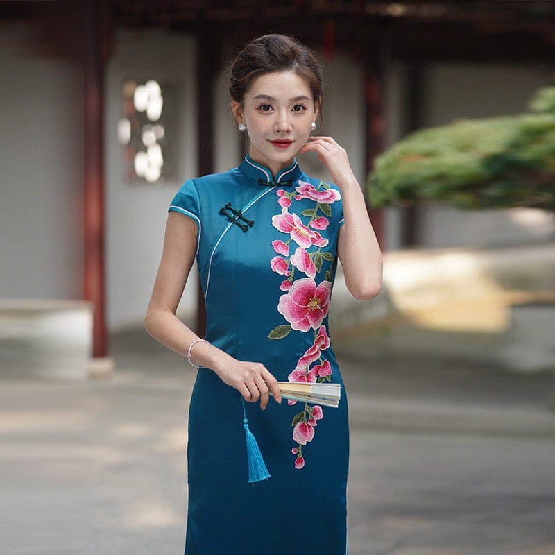 Beth and Brian Qipao-LMO Floral embroidery, plus size, blue long Cheongsam for mother