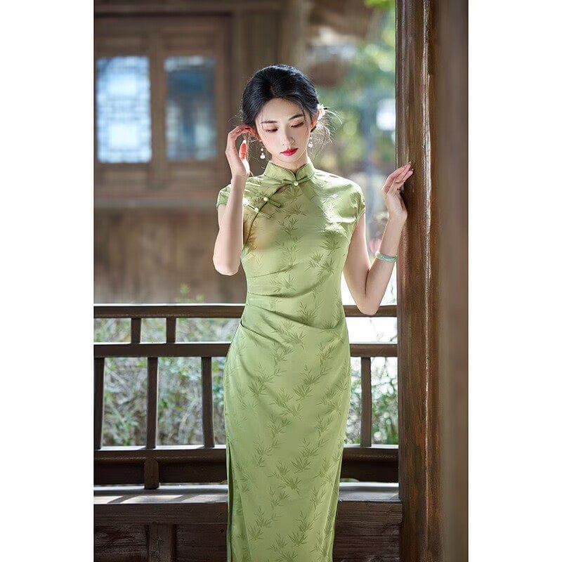 Beth and Brian Qipao-HY Bamboo leaf pattern, jacquard satin, green midi Cheongsam