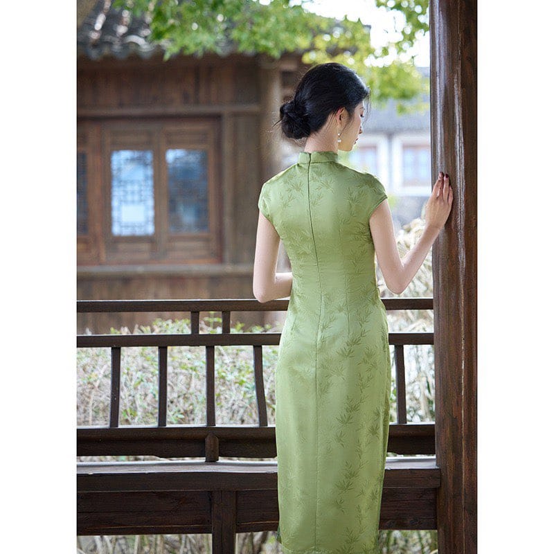 Beth and Brian Qipao-HY Bamboo leaf pattern, jacquard satin, green midi Cheongsam