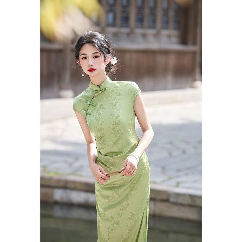 Beth and Brian Qipao-HY Bamboo leaf pattern, jacquard satin, green midi Cheongsam