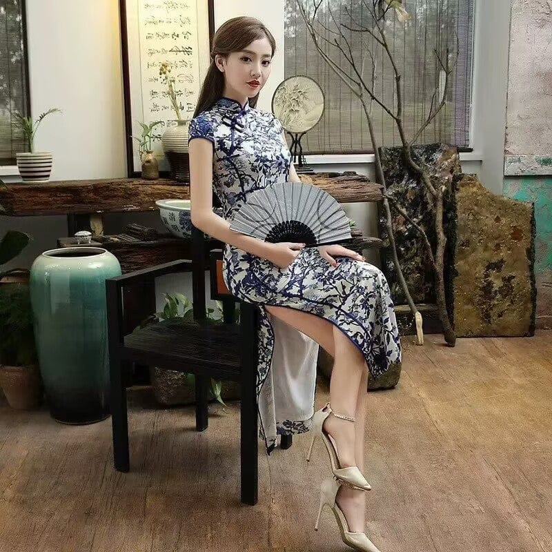 Beth and Brian Qipao-SMQ Blue and white porcelain pattern, silk long Cheongsam